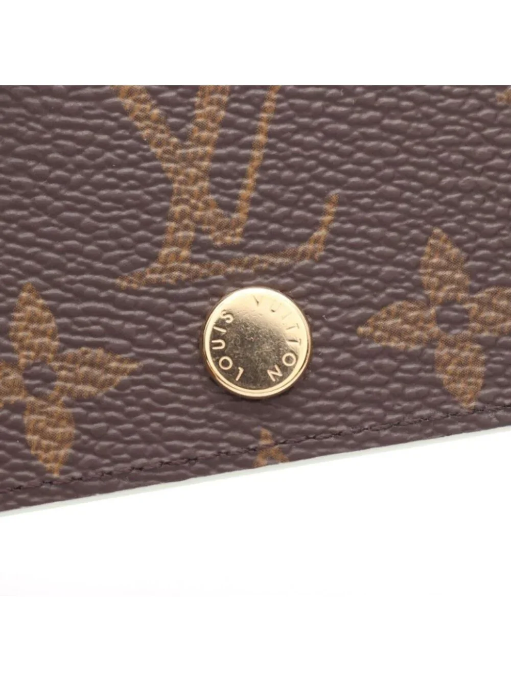 Louis Vuitton Viton Key Case Multicles 4 Monogram Quadruple Strand Minty